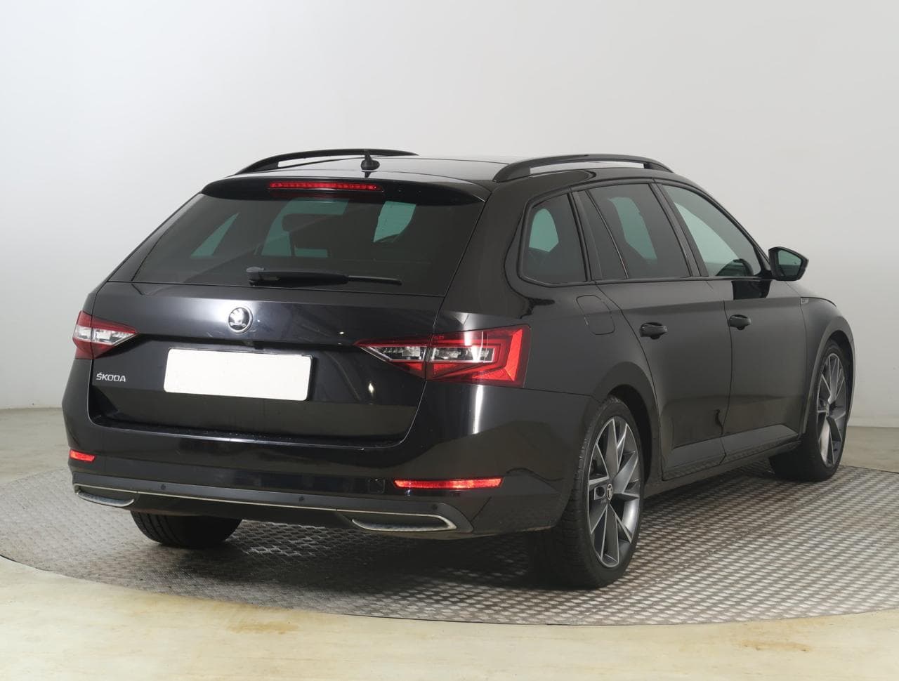 2017 Škoda Superb - 7