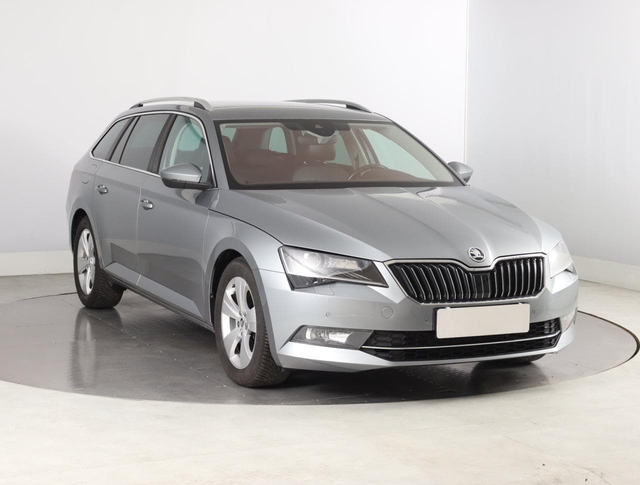 Škoda Superb 2.0 TDI 110kW kombi