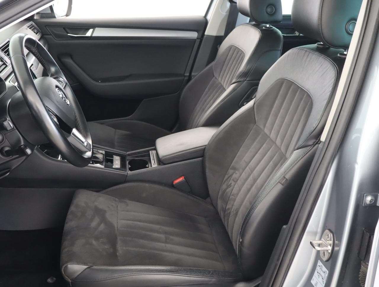 2016 Škoda Superb - 16