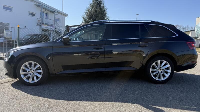 2017 Škoda Superb - 9