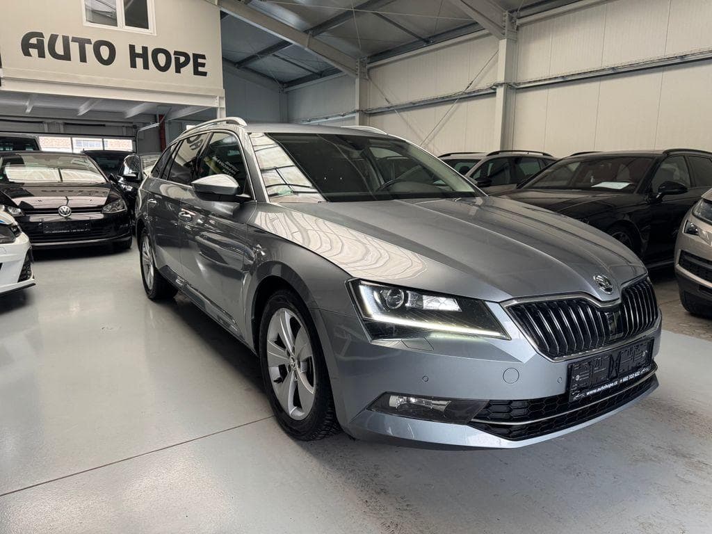 Škoda Superb combi 2.0 TDI DSG Style kombi