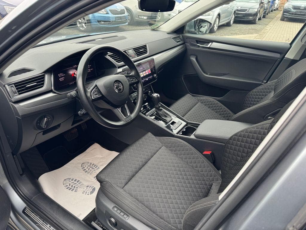 2019 Škoda Superb - 17