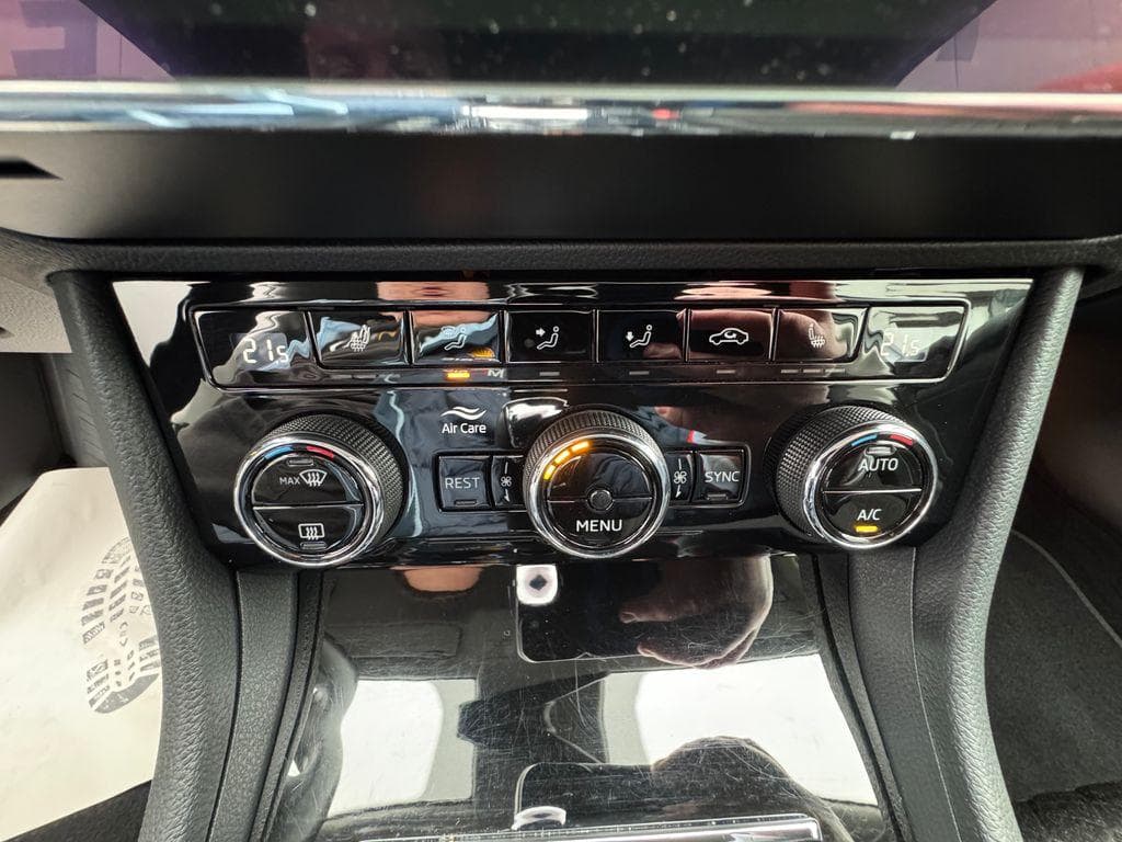 2019 Škoda Superb - 16