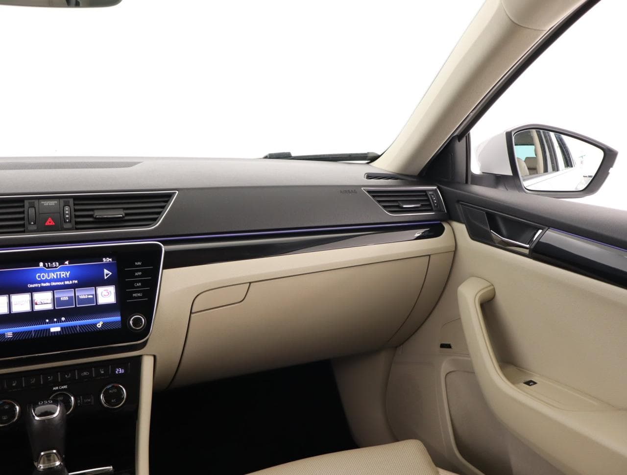 2017 Škoda Superb - 11