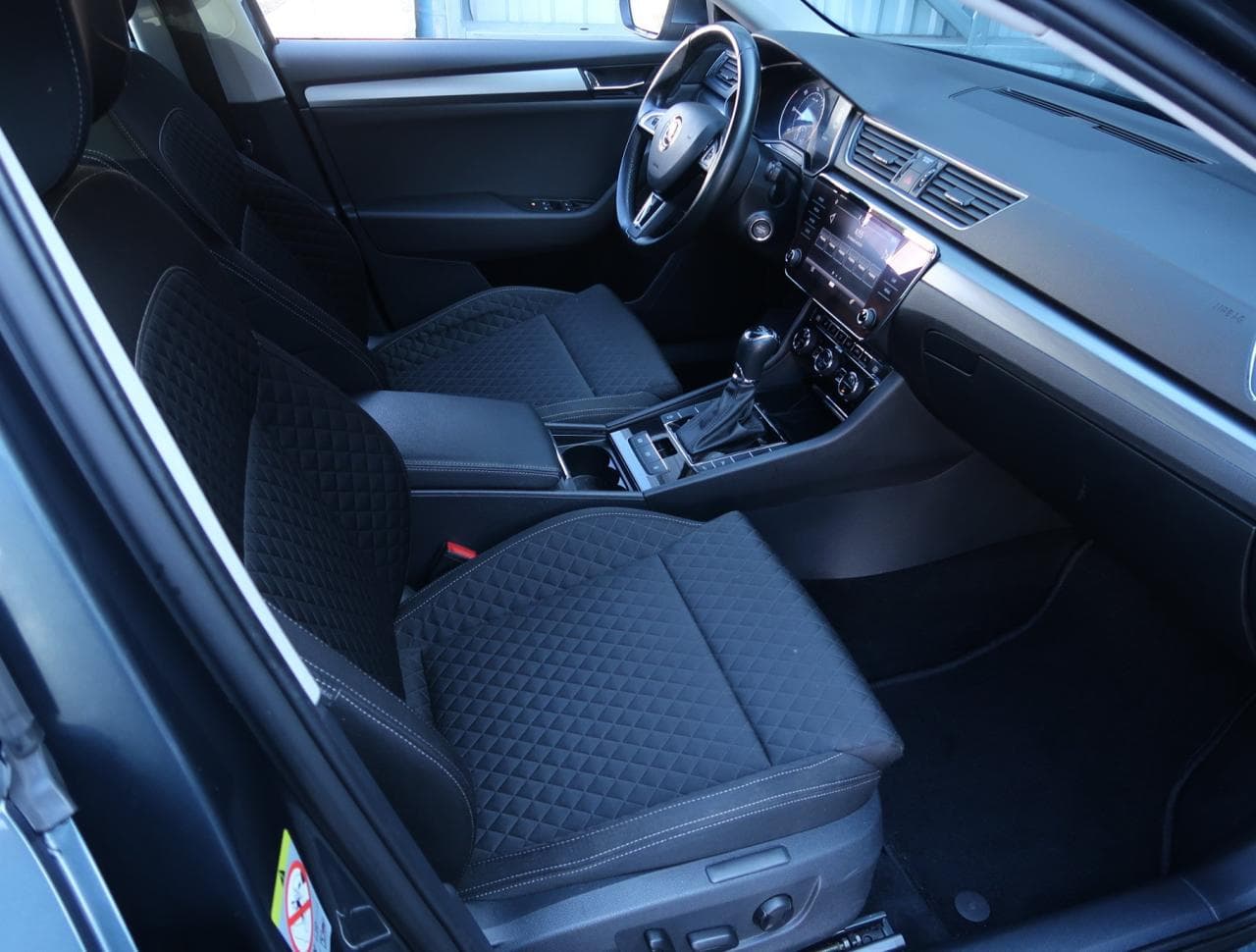 2017 Škoda Superb - 12