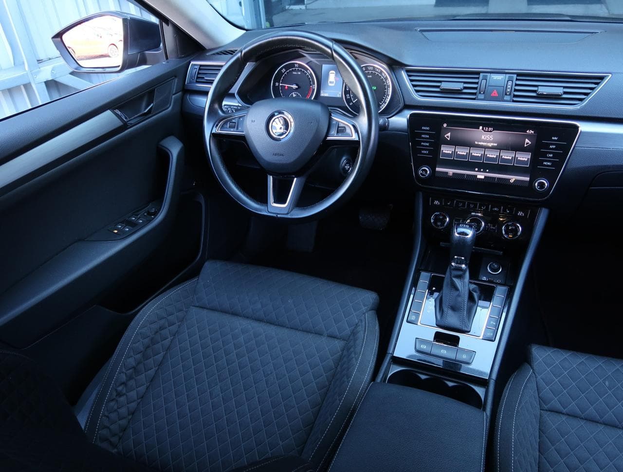 2017 Škoda Superb - 9