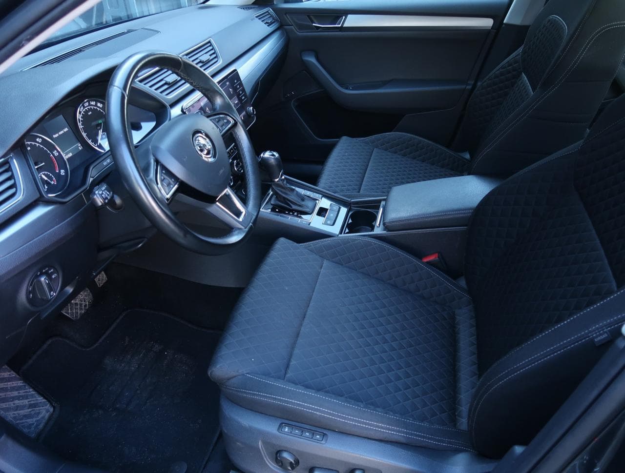 2017 Škoda Superb - 16