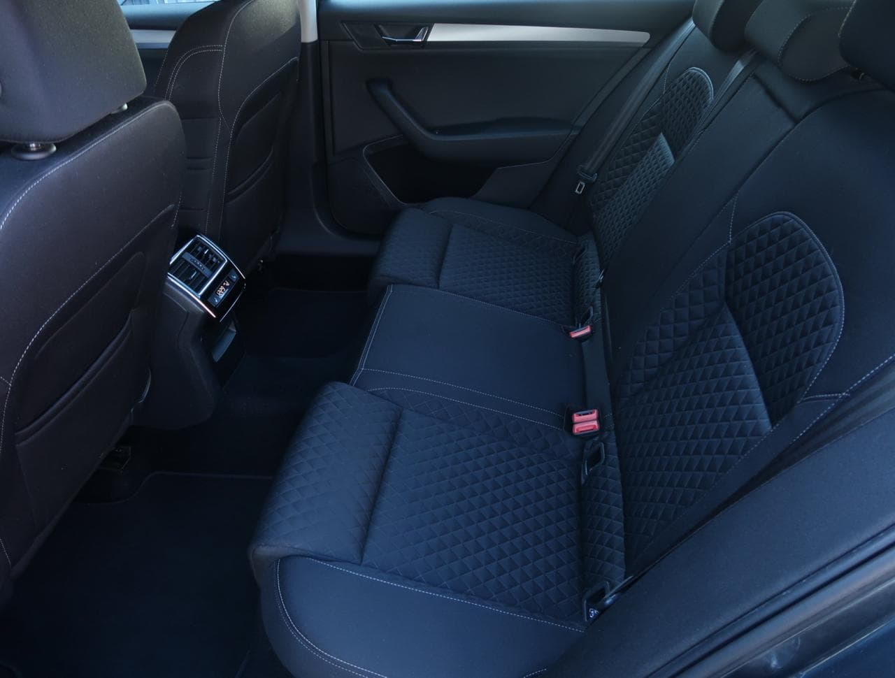 2017 Škoda Superb - 15