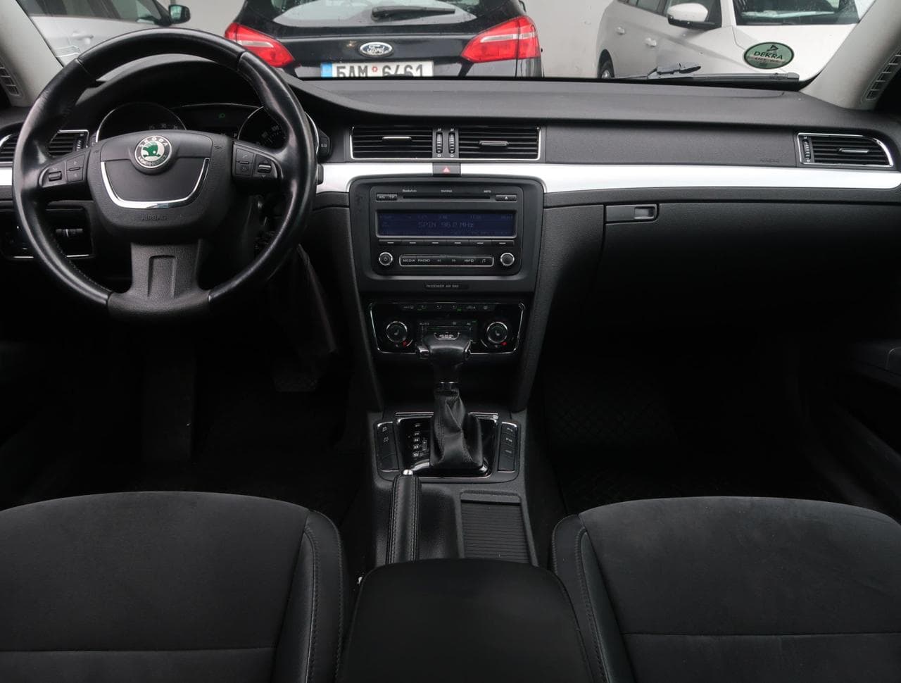 2011 Škoda SUPERB - 10