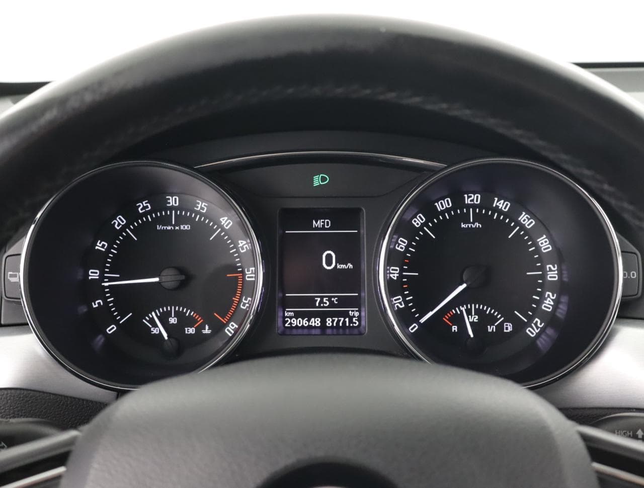 2013 Škoda Superb - 17