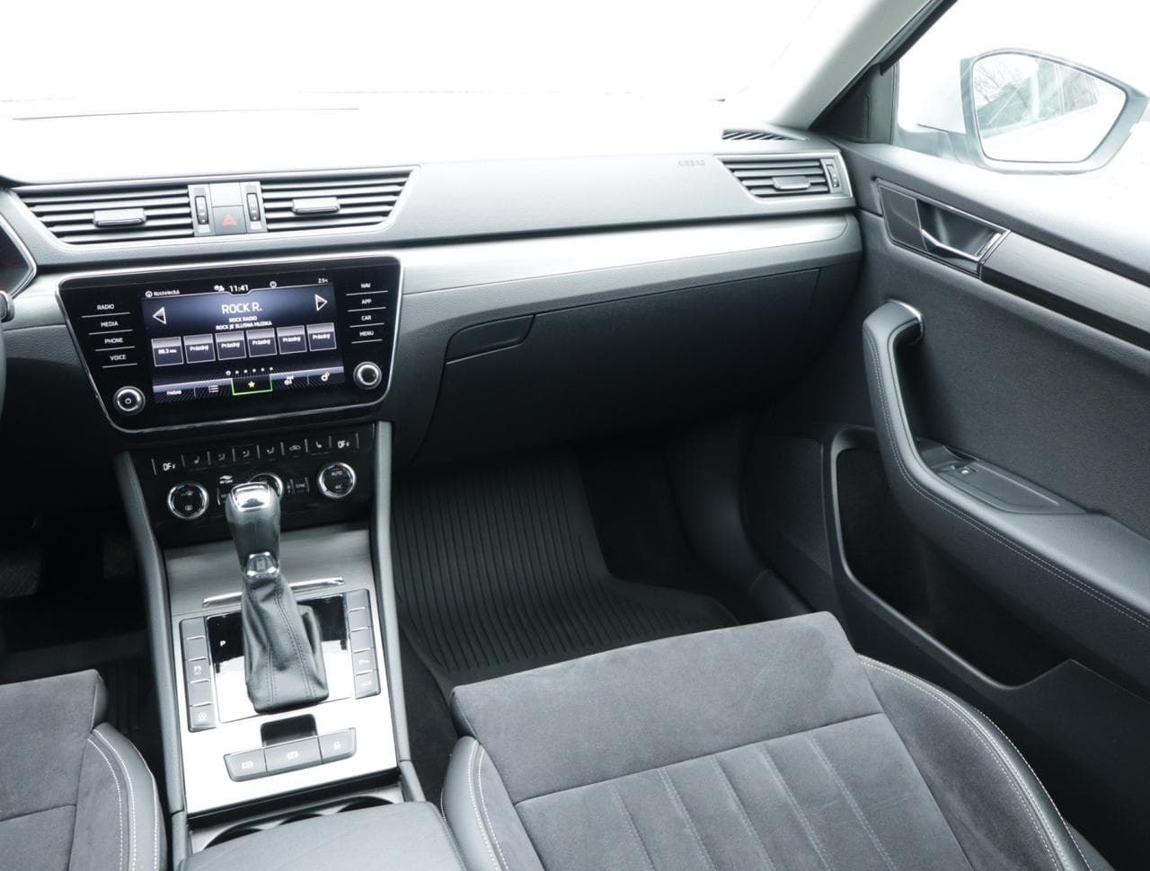 2022 Škoda Superb - 11