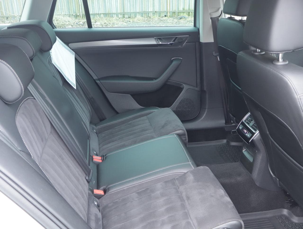 2022 Škoda Superb - 13