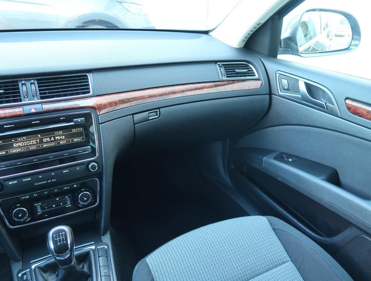 2010 Škoda Superb - 11