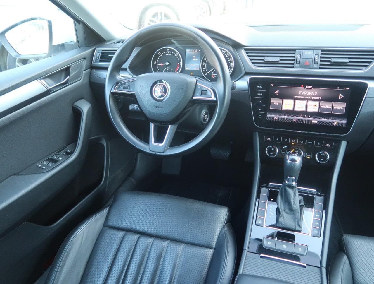 2017 Škoda Superb - 9