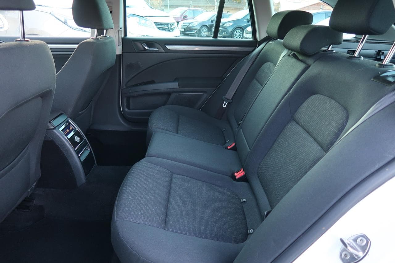 2013 Škoda Superb - 15