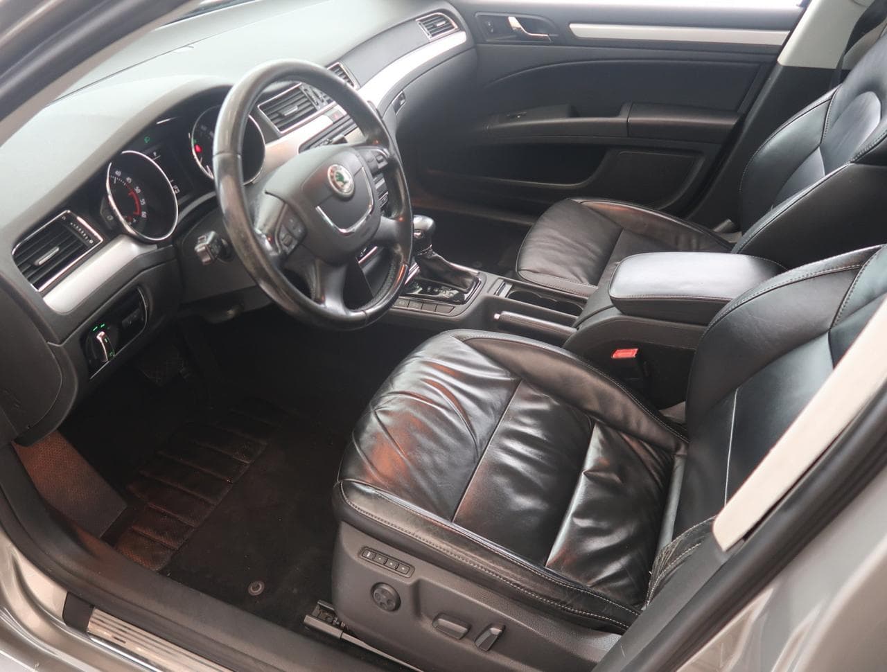 2012 Škoda Superb - 16