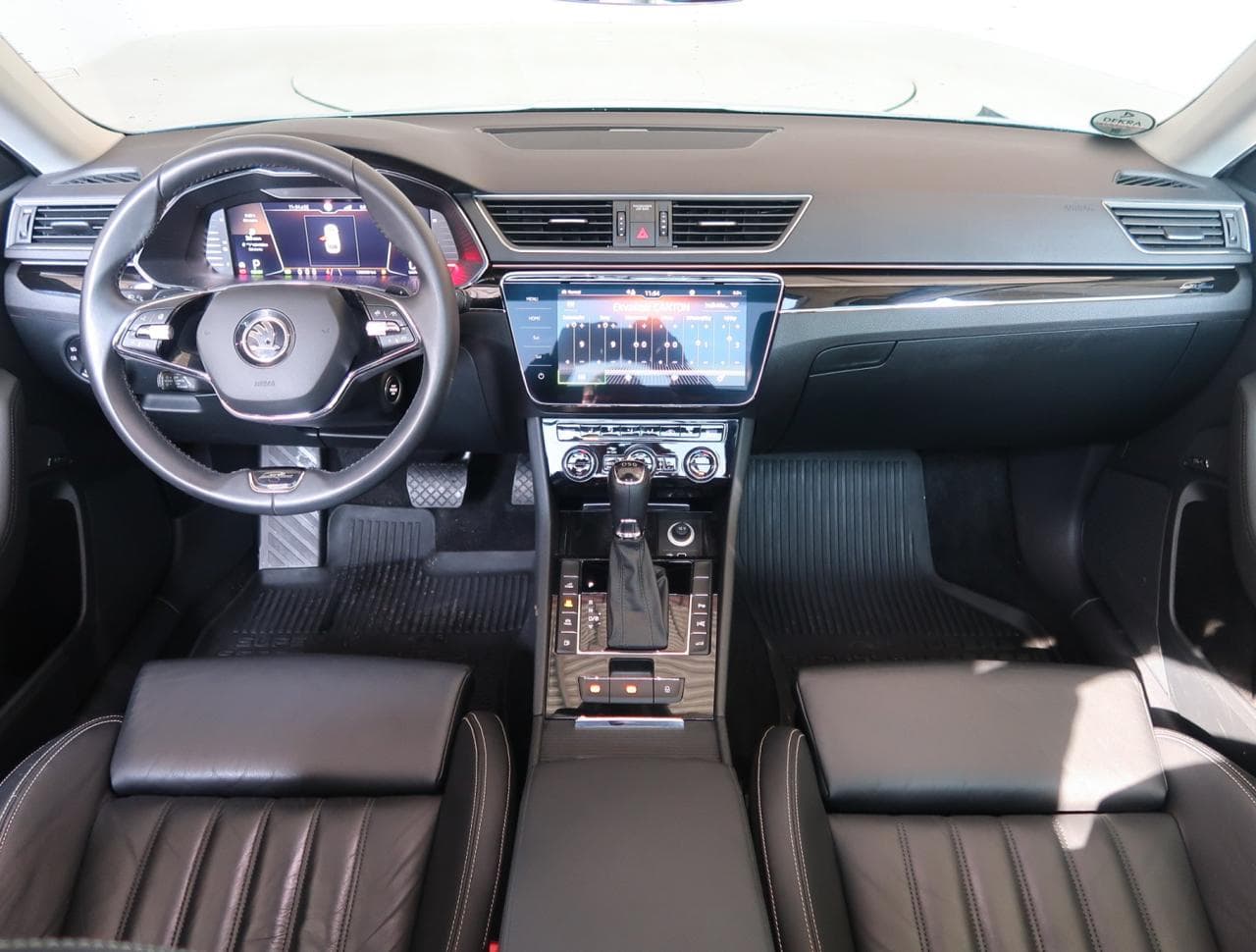 2020 Škoda Superb - 10