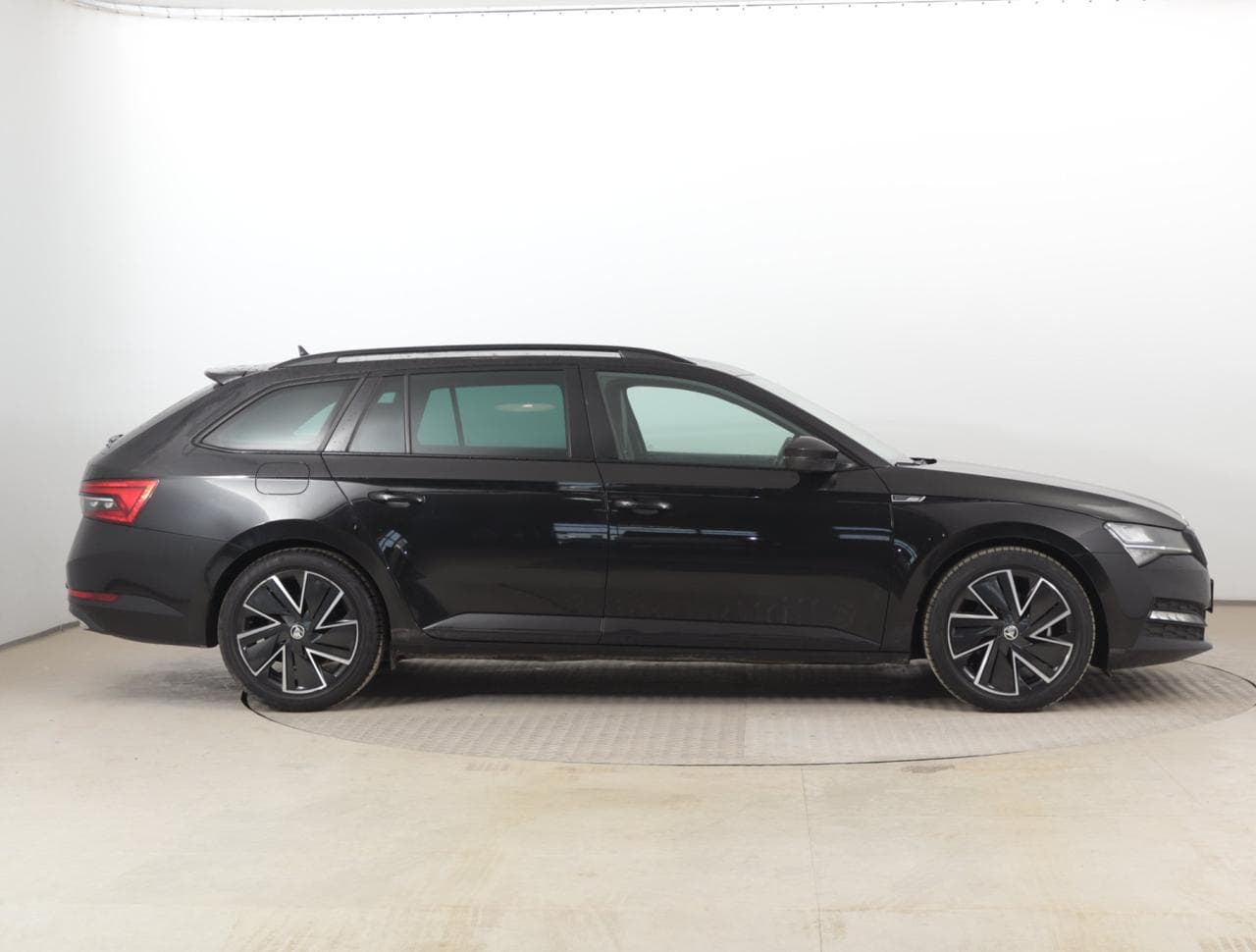 2023 Škoda Superb - 8