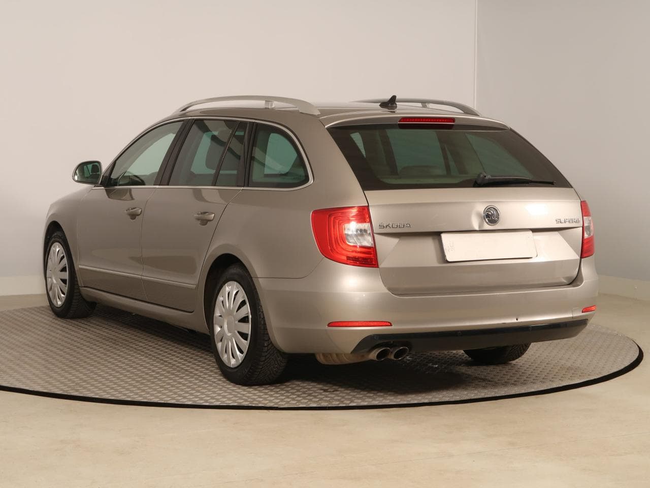 2014 Škoda Superb - 5