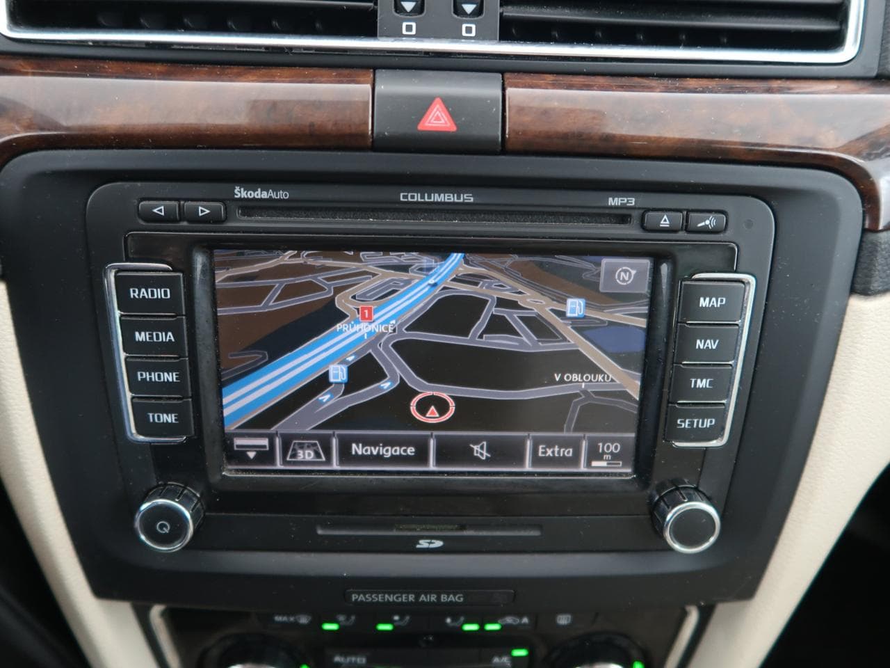 2014 Škoda Superb - 19