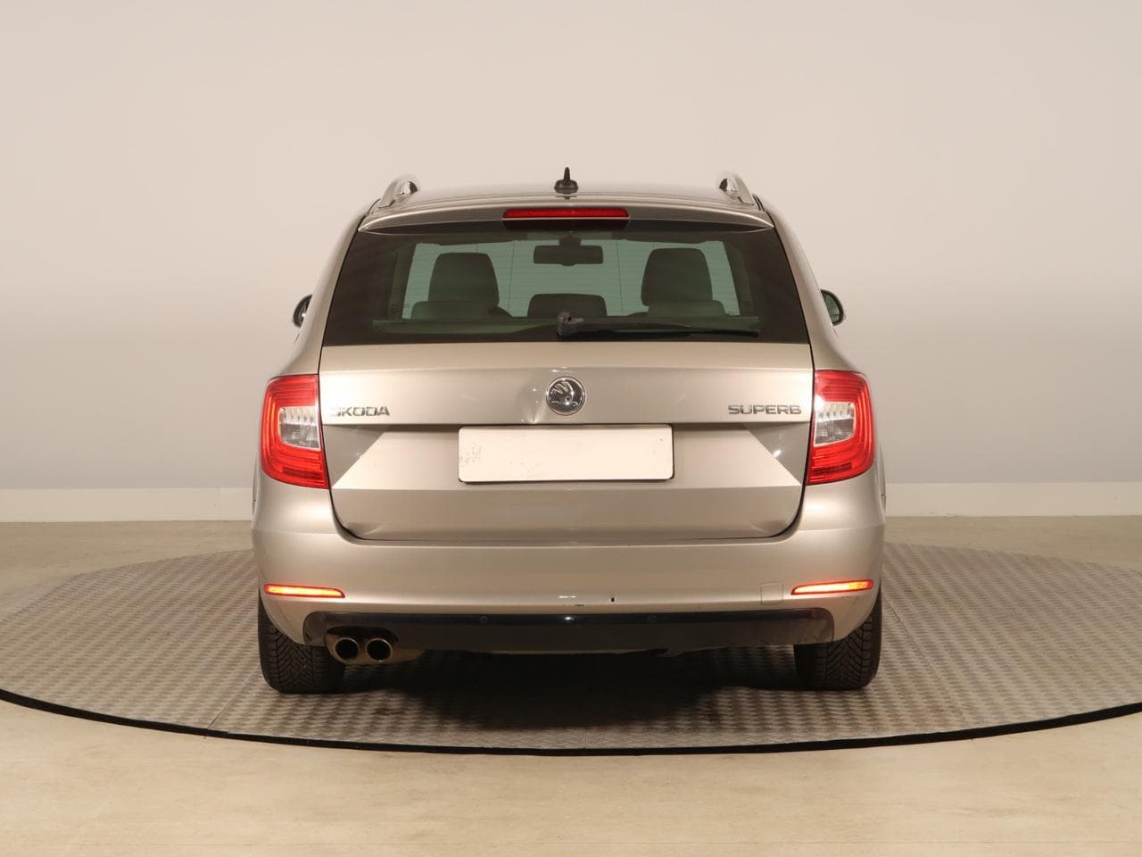 2014 Škoda Superb - 6