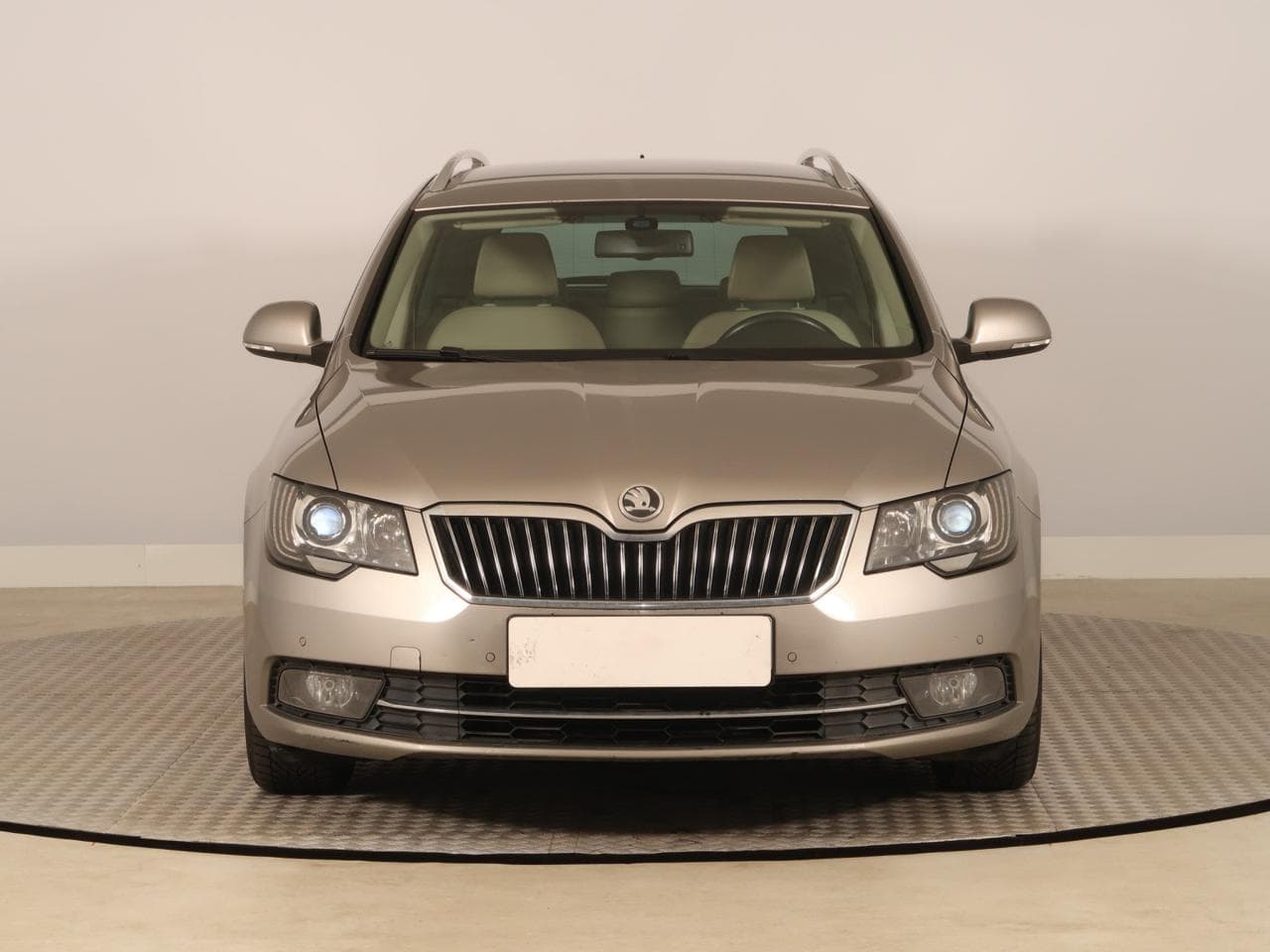 2014 Škoda Superb - 2