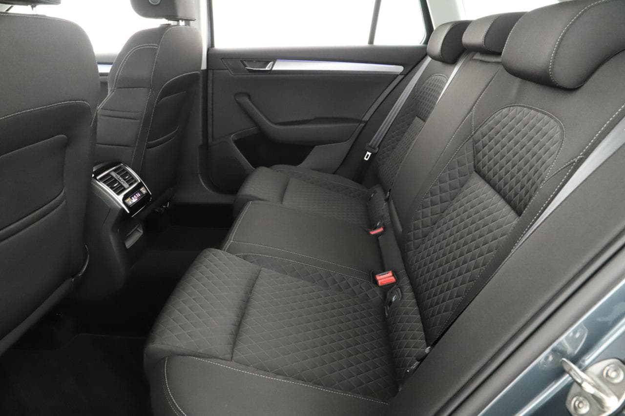 2019 Škoda Superb - 12