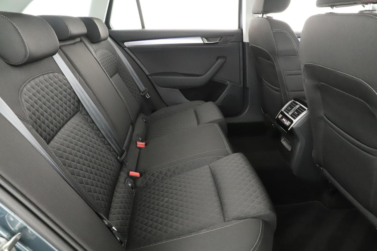 2019 Škoda Superb - 11