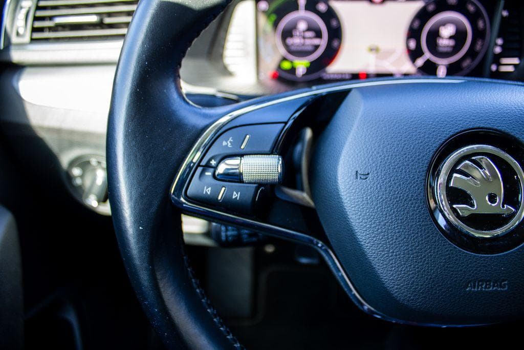 2021 Škoda SUPERB - 11