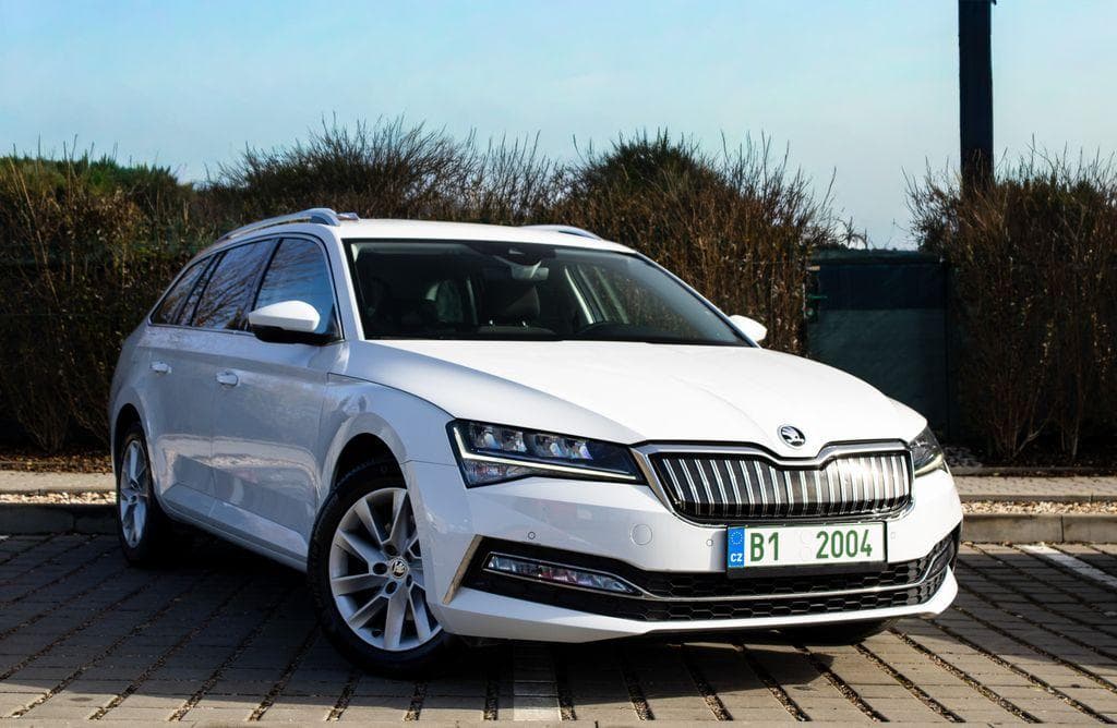 2021 Škoda SUPERB - 3