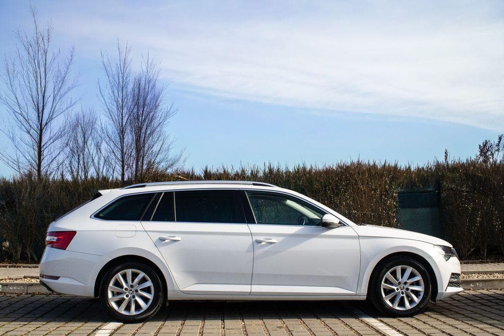 2021 Škoda SUPERB - 4