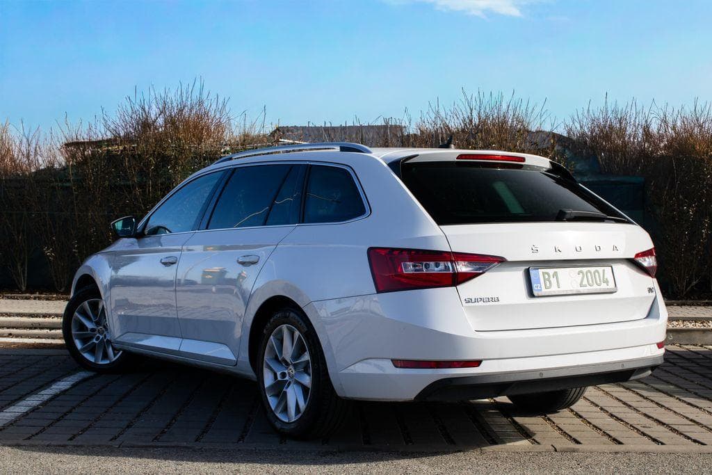 2021 Škoda SUPERB - 7