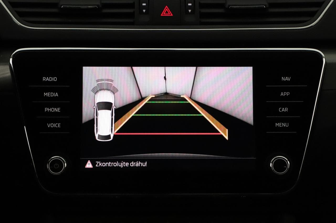 2019 Škoda Superb - 16