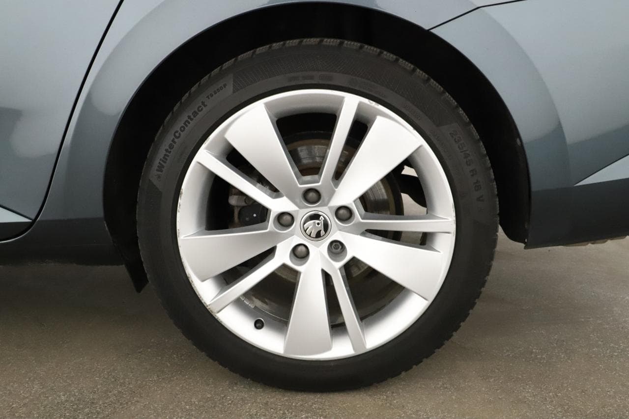 2019 Škoda Superb - 18