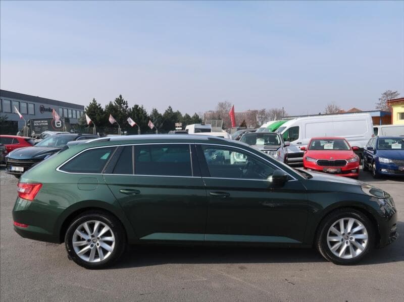 2020 Škoda Superb - 5