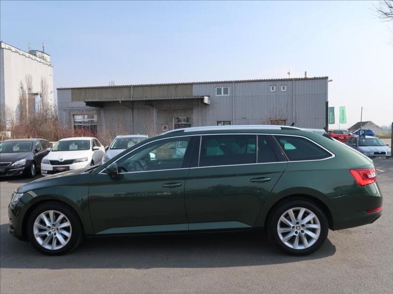 2020 Škoda Superb - 6