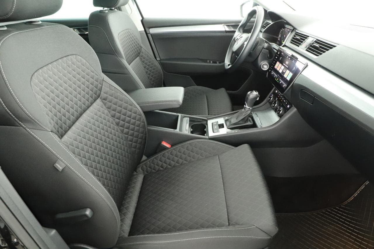 2022 Škoda SUPERB - 10