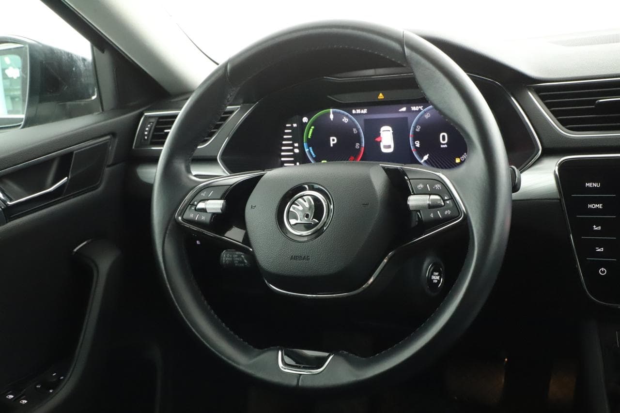 2022 Škoda SUPERB - 14