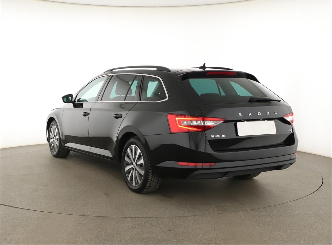 2022 Škoda SUPERB - 5