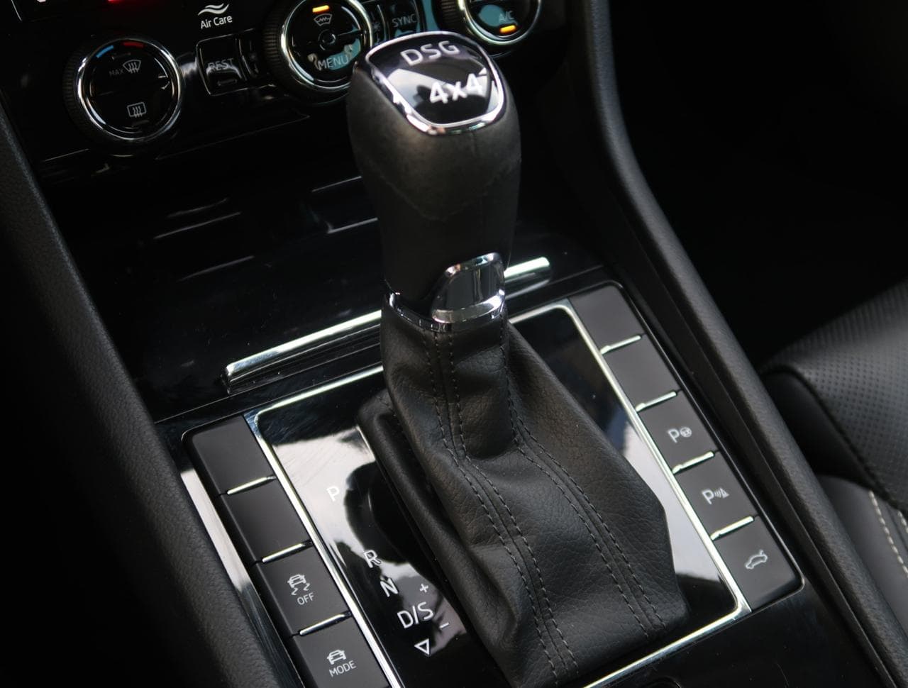 2020 Škoda SUPERB - 19