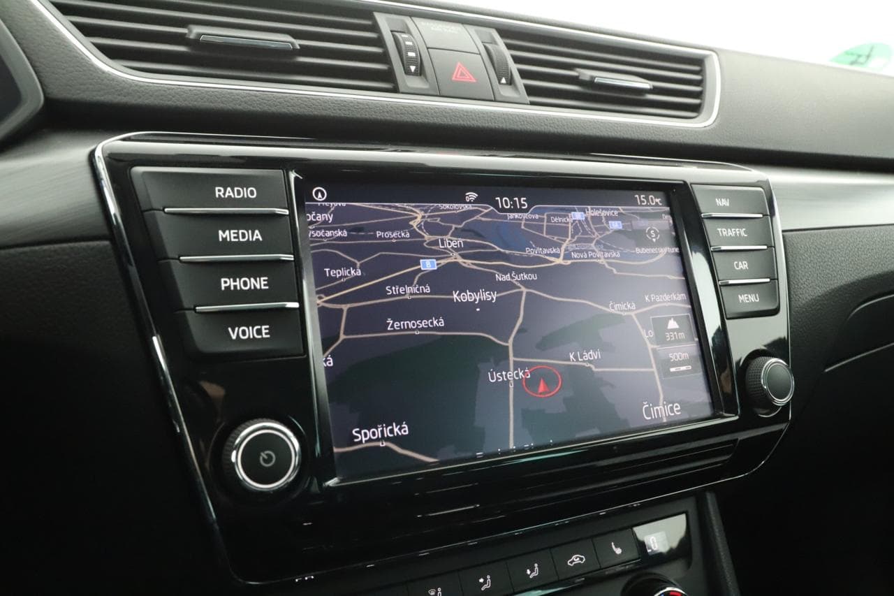 2016 Škoda Superb - 15