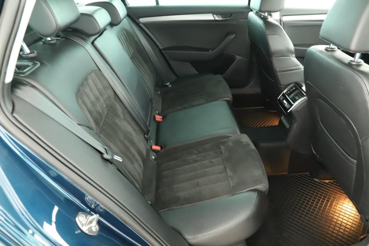 2016 Škoda Superb - 11