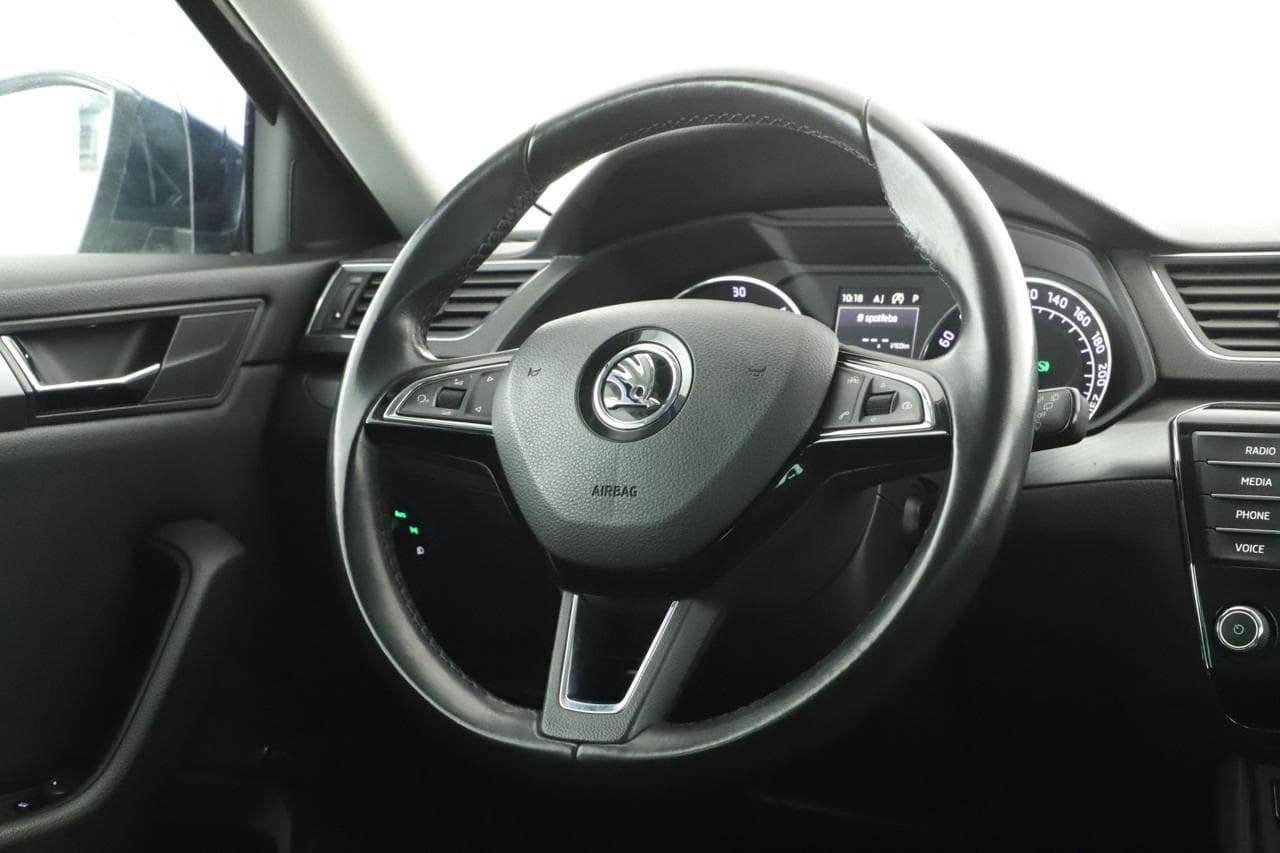 2016 Škoda Superb - 14