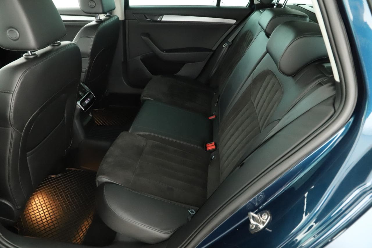 2016 Škoda Superb - 12