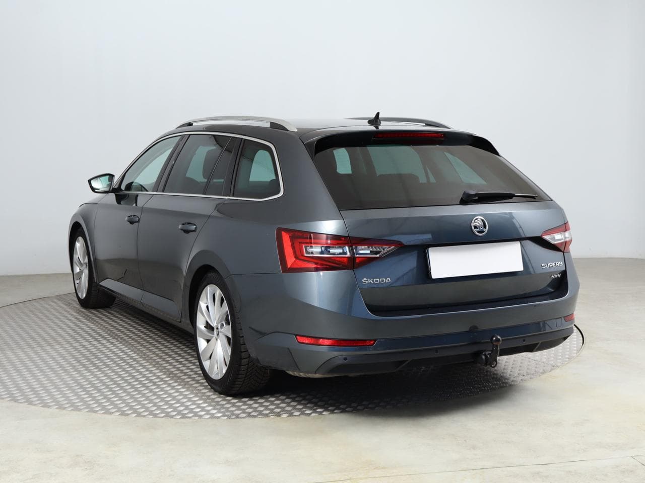 2017 Škoda SUPERB - 5