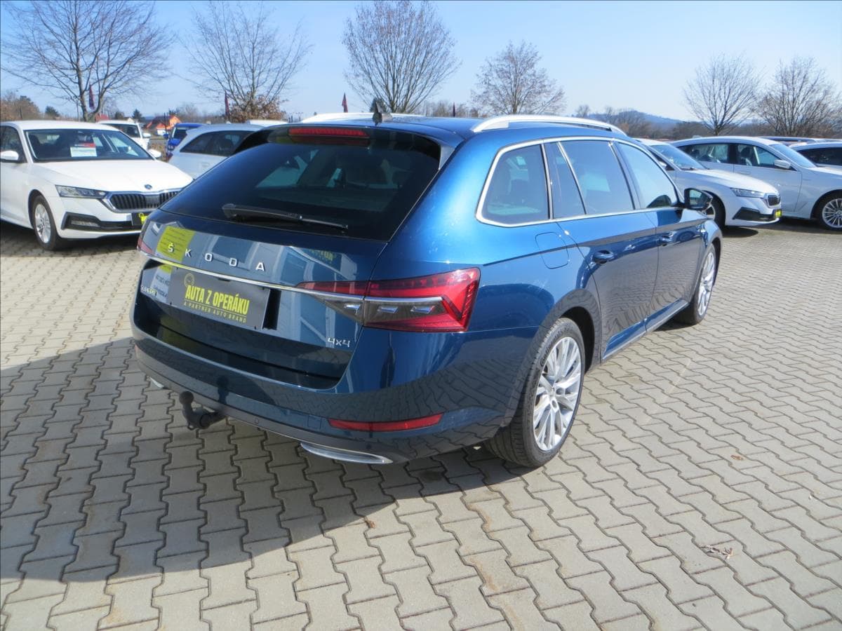 2021 Škoda SUPERB - 11