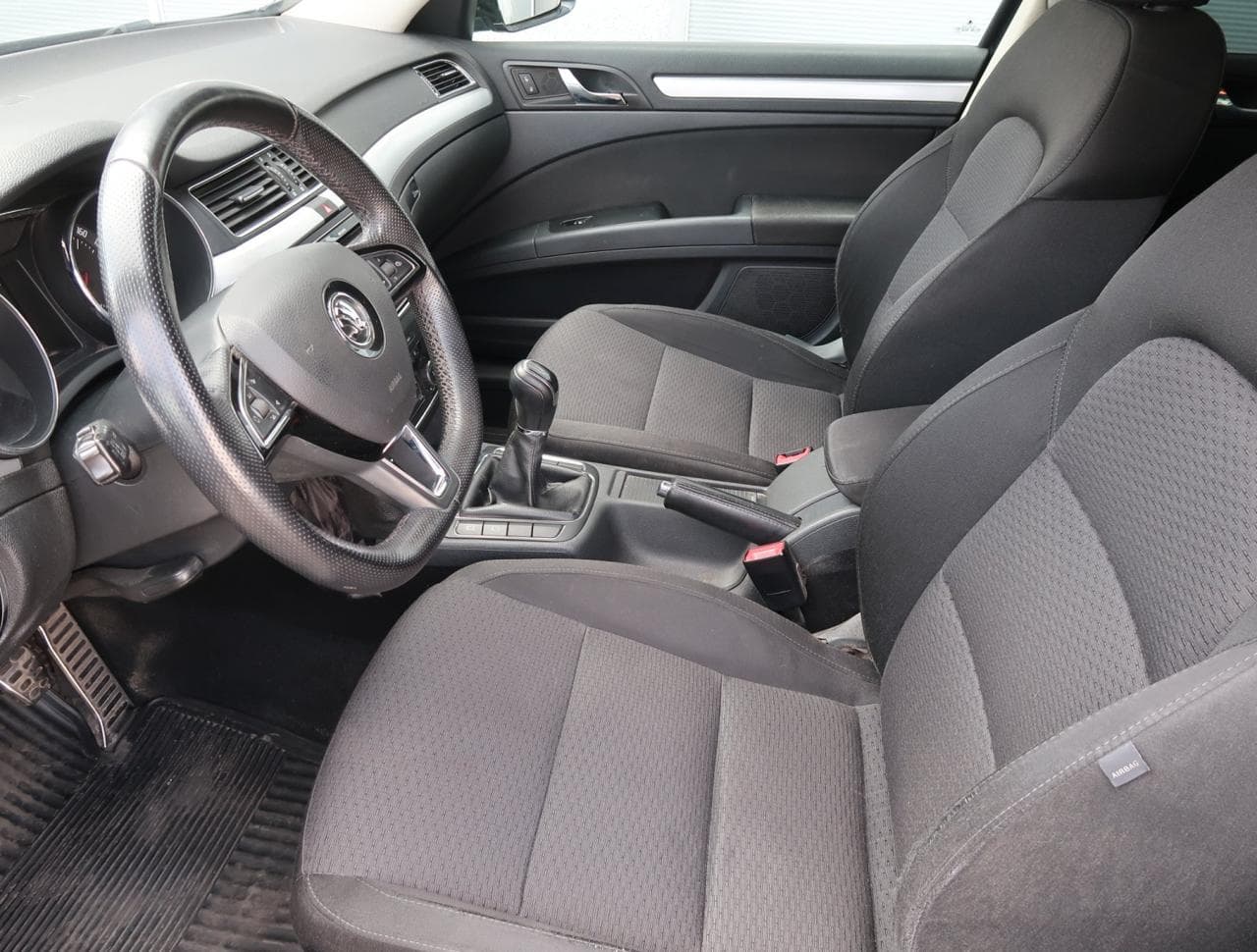 2011 Škoda Superb - 16