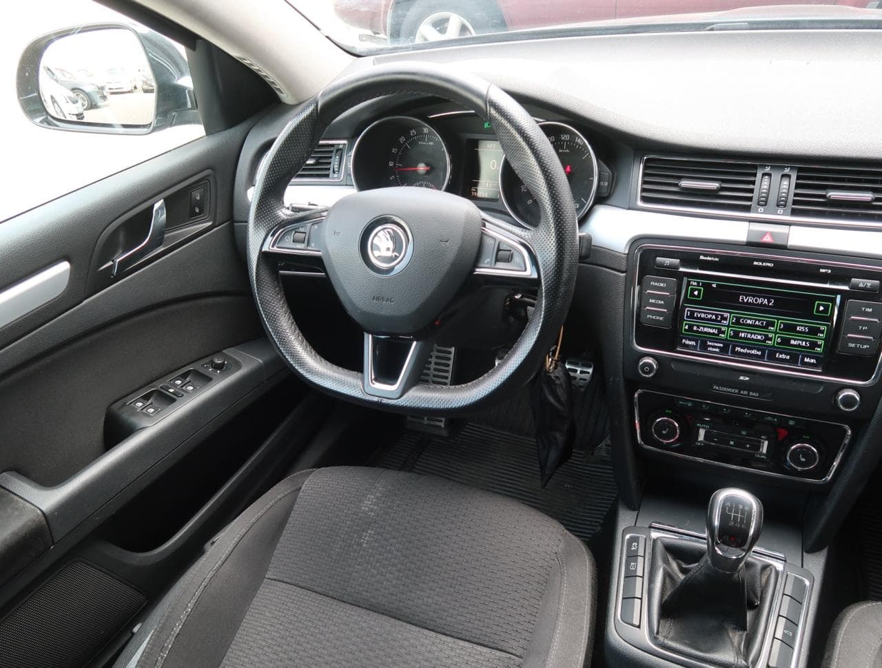 2011 Škoda Superb - 9