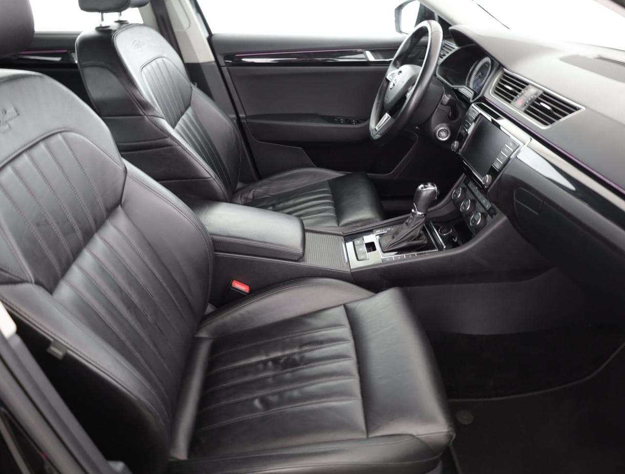 2016 Škoda Superb - 10