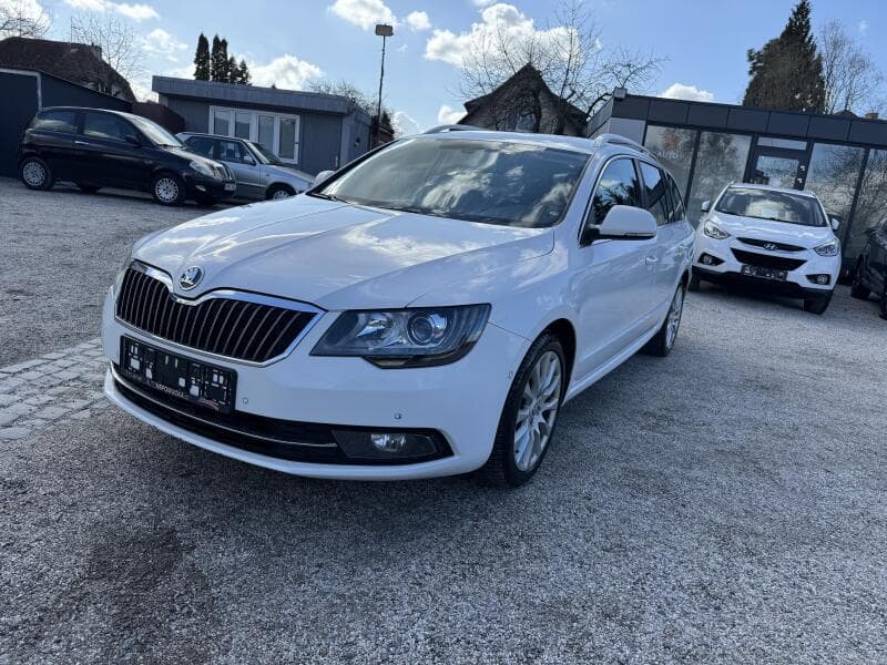 2013 Škoda SUPERB - 4